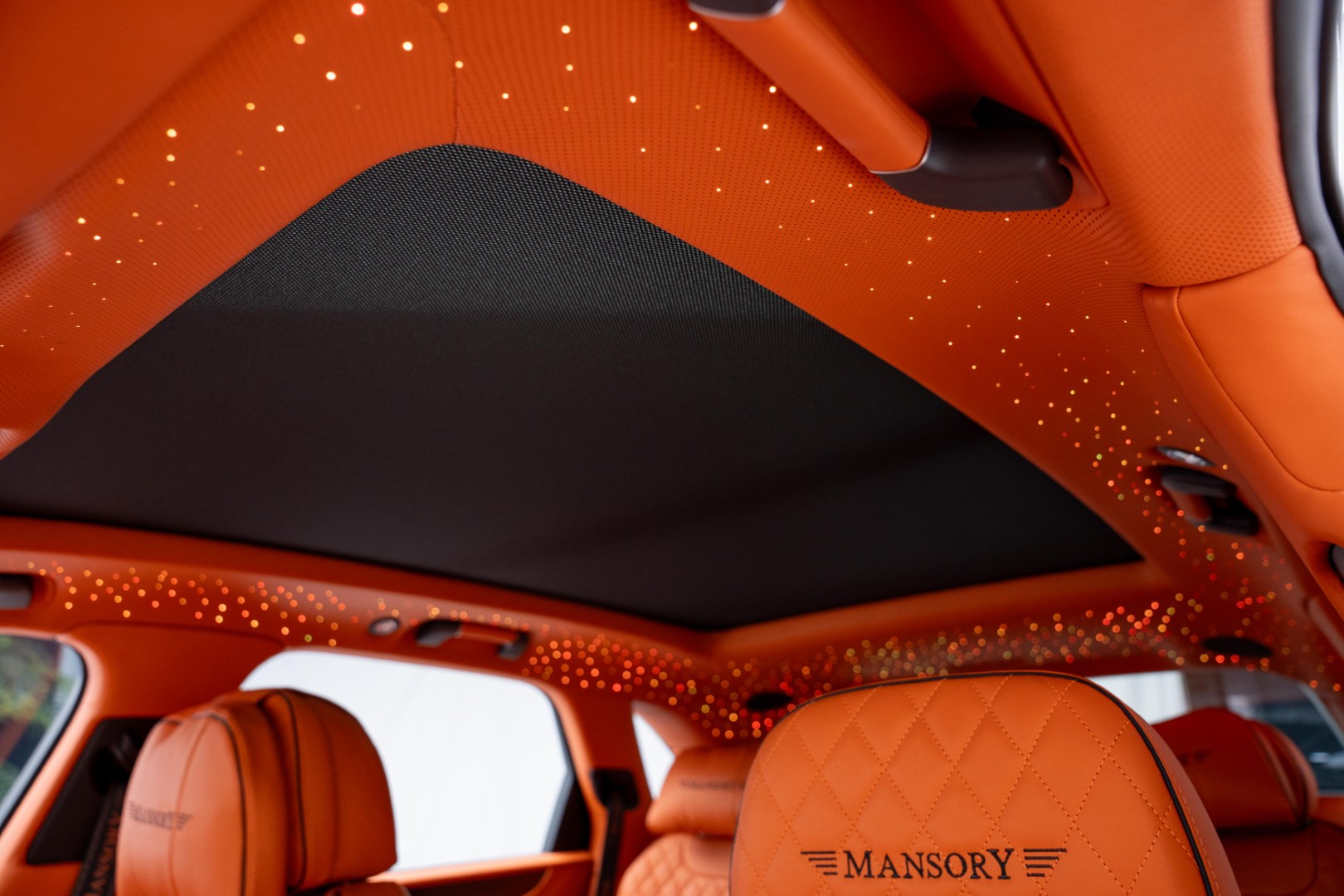 2025 BENTLEY BENTAYGA MANSORY | NAIM AUDIO SYSTEM | SPORT EXHAUST | FULL CARBON